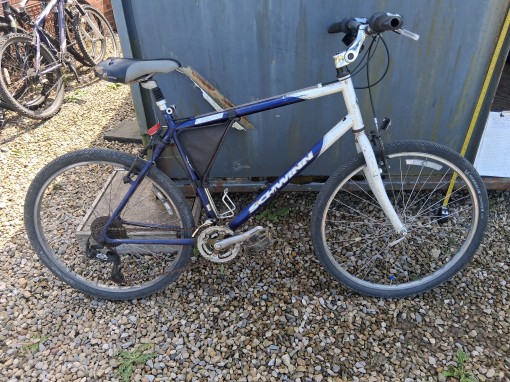 Bike number /Hybrid-03.